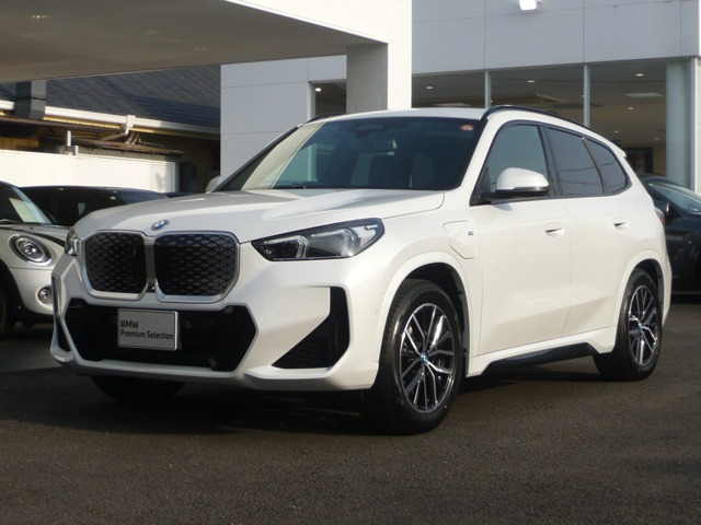 iX1xドライブ30 Mスポーツ 4WD