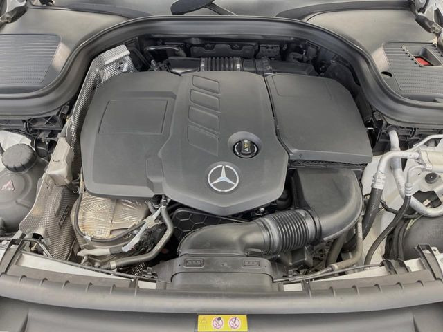 メルセデス・ベンツ GLCクーペ 220d 4マチック AMGライン 4WD の
