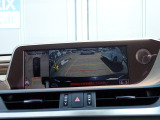 バックカメラ装備しております。駐車時に大変役に立ちますよ♪駐車が苦手な方にも便利機能です♪