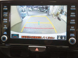 バックガイドモニターで、後方を確認しながら安心して駐車することができます。運転初心者も熟練者も必須の機能ですよ!
