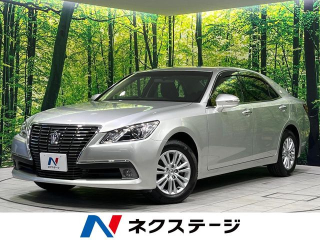 クラウン 2.5 ロイヤルサルーン i-Four 4WD 