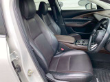 【運転席10Wayパワーシート&ドライビングポジションメモリー機能】運転手にあったシートパターン設定可能です。