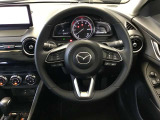 ハンドルも手にしっくり馴染み、握りやすくしっかり車の情報が伝わってきます。