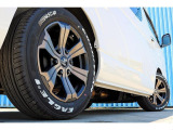 FLEXフロントスポイラー FLEXオーバーフェンダー FLEXアーバングランデホイール ナスカータイヤ ガッツミラーレス パノラミックビューモニター デジタルインナーミラー 1インチローダウン♪