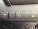 【パワーバックドア】スマートキーや運転席のボタンを押すだけでリアゲートが自動で開閉します!荷物を持っている時や、高い位置にあるバックドアを閉める際に便利な機能です♪