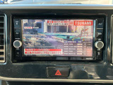 Bluetoothでスマホを連携することで音楽を聴けるのはもちろん、CD・DVDも入れられます!