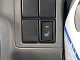 運転席にシートヒーター装備。冬場の寒い時に座面を温めてくれます。