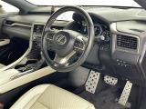 気になる車はすぐにお問い合わせください!画面右側の0066から始まる無料ダイヤルからお問い合わせ下さい!専門スタッフがお車のご質問にお答えいたします!