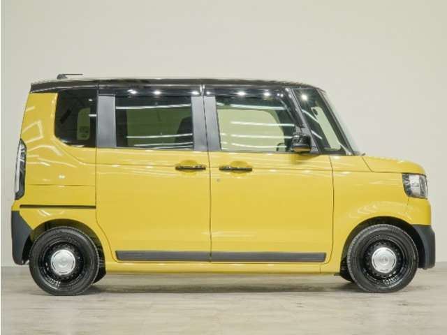 ホンダ N-BOX ジョイ 2トーン の中古車詳細 (165km, オータムイエロー