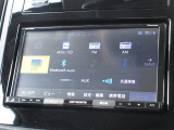 ナビゲーションはパイオニアメモリーナビ(AVIC-RZ902ZP)を装着しております。AM、FM、CD、DVD再生、Bluetooth、音楽録音再生、フルセグTVがご使用いただけます。