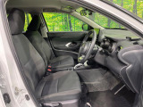 運転席シート廻りは使用感も少なく、良好な状態となっています。丁寧に使われていたことがよくわかりますね。