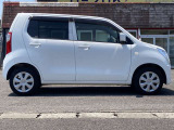 販売車は弊社スタッフによる丁寧なポリッシャー仕上げ、室内クリーニング、整備点検交換をしてのお渡しになります。ナビ、ETC、バックカメラ、新品タイヤなどご希望の場合もご相談ください!