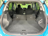 普段のお買い物や通勤、送迎等に十分な荷室スペースを確保しております。セカンドシートを倒すと、大きな荷物の積載も可能です♪
