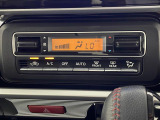 気になる車はすぐにお問い合わせください!画面右側の0066から始まる無料ダイヤルからお問い合わせ下さい!専門スタッフがお車のご質問にお答えいたします!
