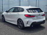 この度は弊社認定中古車をご覧いただき誠にありがとうございます。弊社はBMW 正規ディーラーですので遠方のお客様も安心してご購入下さい。ご不明な点がございましたらお気軽にお申し付けください。