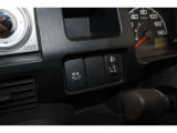 この度は当社車両をご覧頂き有難うございます。気になる箇所等ありましたらメール・お電話でお気軽にお問い合わせ下さい。気になる箇所の詳細画像などをお送りし可能な限り対応させて頂きます。