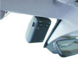 ◆ドライブレコーダー◆映像・音声などを記録する自動車用の装置です。 もしもの事故の際の記録はもちろん、旅行の際の思い出としてドライブの映像を楽しむことができます。