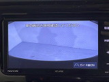 【バックモニター】後ろのカメラの映像がモニターに映し出されるので、後方の見えない死角や、障害物との距離感などもしっかり安全確認することができます!