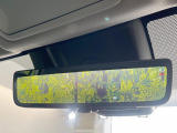 【デジタルインナーミラー】後席の大きな荷物や同乗者で後方が確認しづらい時でも安心!カメラが撮影した車両後方の映像をルームミラー内に表示。クリアな視界で状況の確認が可能です!