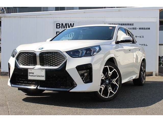 iX2xドライブ30 Mスポーツ 4WD