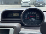 ODOメーターの表示値は74558kmです。店舗にて現車の確認もいただけますので、お電話で在庫のご確認の上是非ご来店くださいませ!!!