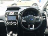 SUBARUの認定U-Carは、リーズナブルな料金の「SUBARU安心保証ロング」もご用意しております。基本のSUBARUあんしん保証と組み合わせて、最長5年まで保証を延長することができます。