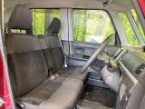 運転席シート廻りは使用感も少なく、良好な状態となっています。丁寧に使われていたことがよくわかりますね。