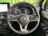 【純正革巻きステアリング】上質な革を使用することで、手にしっかり馴染みとても運転しやすいハンドルです♪