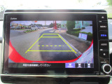 ナビゲーション付き!バックカメラ機能で駐車も安心☆