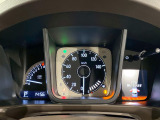見やすいメーター回りで、運転に集中することができます!