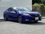 高効率なエンジンをモーターがアシストして走行中の燃費消費を抑えるハイブリッド。停車中もアイドリングストップにより燃費消費と排出ガスをなくします。