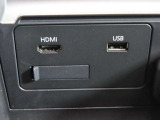 ☆USB端子2個&HDMI端子1個、ミュージックプレーヤー接続でお気に入りの音楽を楽しむことができます。USB端子接続で可能な端末充電を同時に2個行うことができます☆
