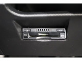 スッキリ装着されたビルトインタイプのETC!高速道路走行の料金所をノンストップで通過できます。※ ETCカードのお申し込みも当社にお任せ下さい!