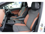 (運転席助手席)安全装備をオプションで追加するのは日本的発想。フォルクスワーゲン車はサイドエアバッグを全車標準で装備しております。