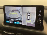 全方位モニターがついています! 車の周囲を360°安全確認できるので、普段の駐車はもちろんの事、縦列駐車や幅寄せの際にも活躍してくれますよ。
