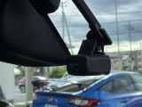 【ドライブレコーダー】映像・音声などの運転中の記録を残します。事故などを起こした起こされた時の証拠になりえますので、もしも時でも安心ですね。