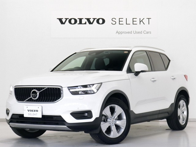 XC40B4 モメンタム