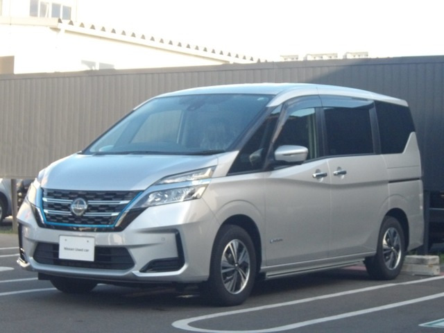 セレナ1.2 e-POWER XV ステップタイプ