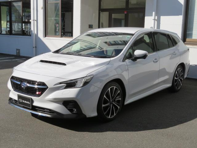 レヴォーグ 1.8 STI スポーツ EX 4WD 