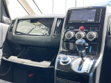 気になる車はすぐにお問い合わせください!画面右側の0066から始まる無料ダイヤルからお問い合わせ下さい!専門スタッフがお車のご質問にお答えいたします!