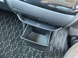 気になる車はすぐにお問い合わせください!画面右側の0066から始まる無料ダイヤルからお問い合わせ下さい!専門スタッフがお車のご質問にお答えいたします!