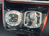 気になる車はすぐにお問い合わせください!画面右側の0066から始まる無料ダイヤルからお問い合わせ下さい!専門スタッフがお車のご質問にお答えいたします!
