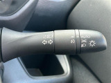 【オートライト(AUTO)】外の明るさをシステムが感知して、自動でヘッドライトが点灯します!ヘッドライトをつけ忘れを防ぐ便利機能です。