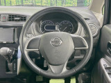【純正革巻きステアリング】上質な革を使用することで、手にしっかり馴染みとても運転しやすいハンドルです♪