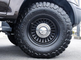 DEANカリフォルニアAW&TOYOオープンカントリーMTタイヤ(新品装着)