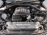 【BMWクリーンディーゼル】市場をリードするディーゼルエンジン。低回転ステージ専用ターボが走り出しから効果的に過給を行いスムーズな発進加速や低燃費を実現。ディーゼルの常識を超えたスポーティな走りを!