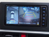 バックガイドモニターで、後方を確認しながら安心して駐車することができます。運転初心者も熟練者も必須の機能ですよ!