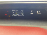 【スピードメーター】メーターがシンプルで見やすく運転しやすいですね!
