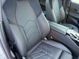 BMW Premium Selection 江戸川は、約20台の展示スペースがあり、常時新車拠店より厳選された認定中古車が続々と入庫しております。