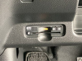 ハンドルの左下にETCがついています。高速道路の料金所の通過も楽々です。 カードの取り出しもしやすい場所についています。